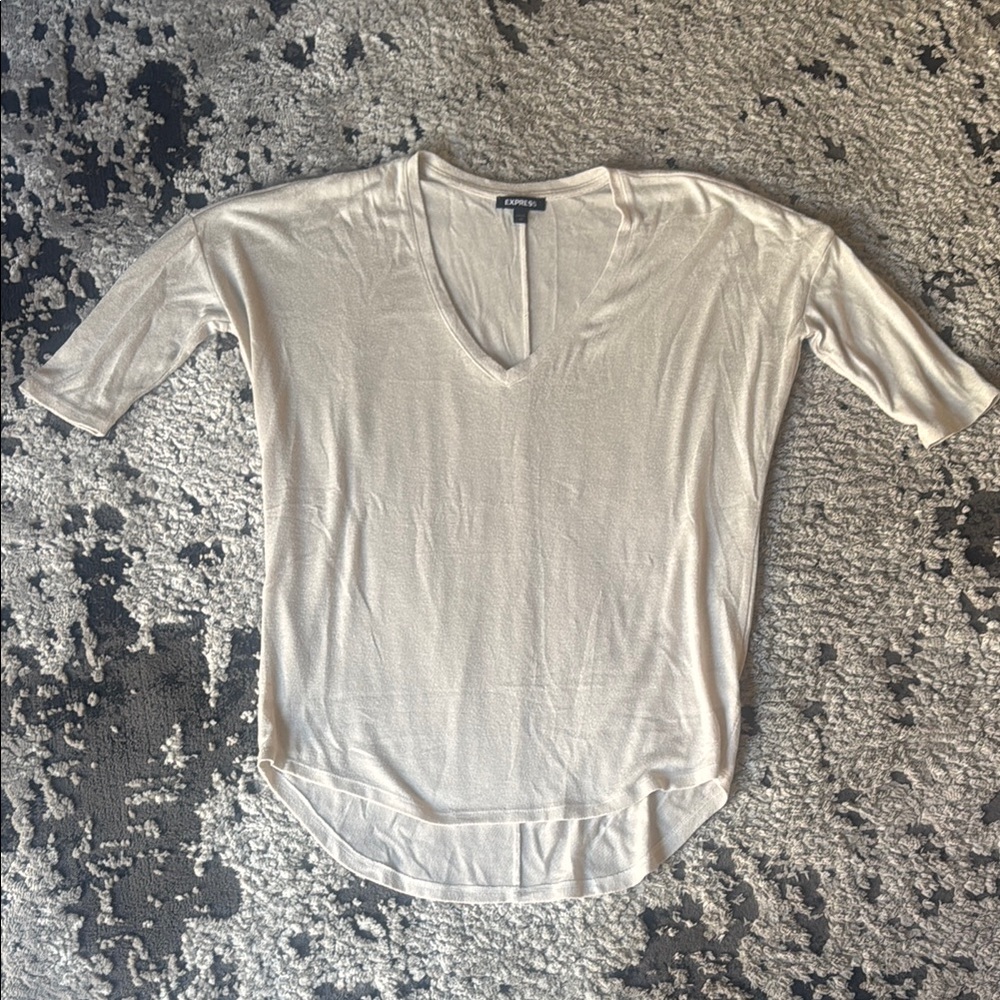 Express Light Beige V-Neck Short Sleeve Top